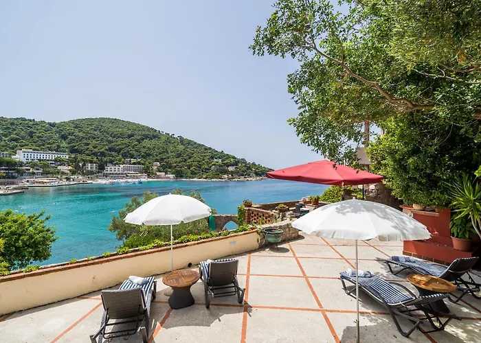 Boutique & Beach Hotel Villa Wolff